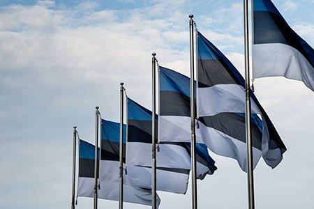 Duo to retrofit Estonian locomotives to run on LNG