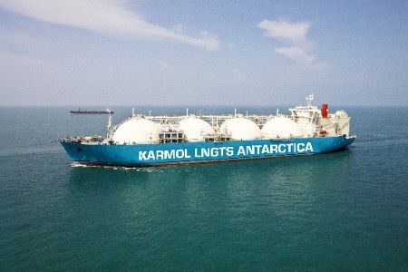 Karpowership celebrates FSRU undocking with KARMOL and Seatrium