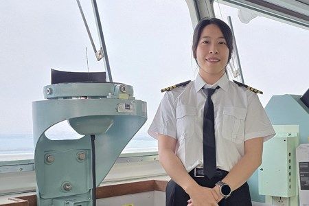 NYK Group welcomes first female LNG carrier captain